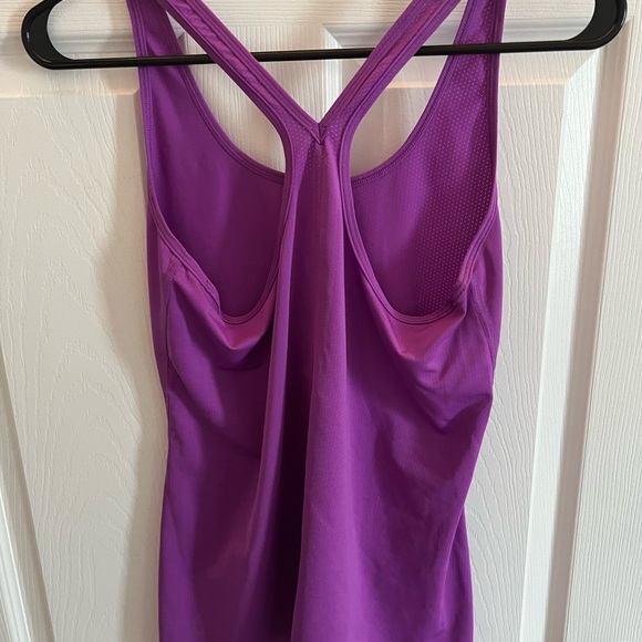 Under Armour Workout Tank - Picture 2 of 2